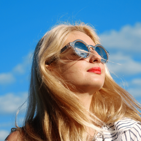 La importancia de unas gafas de sol adecuadas-optica-azpilicueta-pamplona